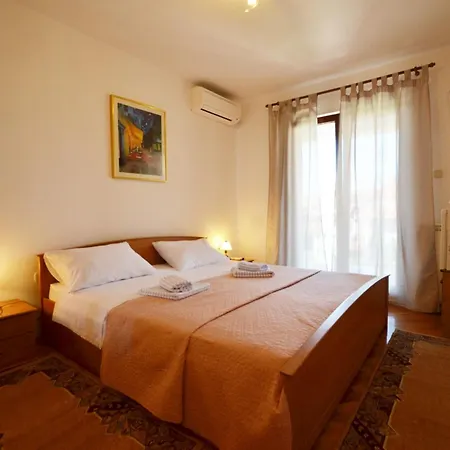 Casa de hóspedes Sleek And Serene Flat And