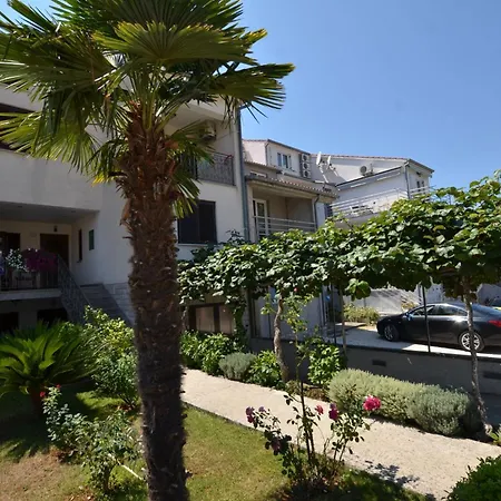 Sleek And Serene Flat And