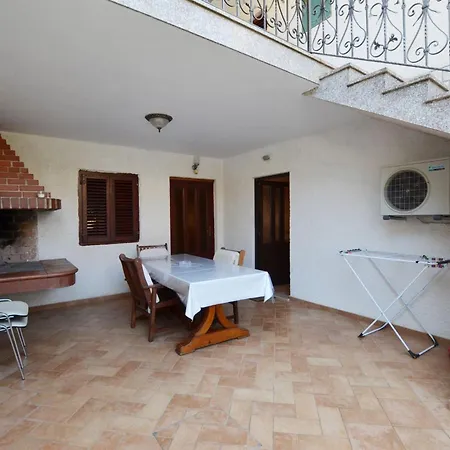 Sleek And Serene Flat And Rovinj